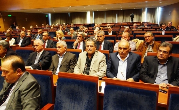 Καθορίστηκαν οι συνδρομές και τα τέλη στα επιμελητήρια