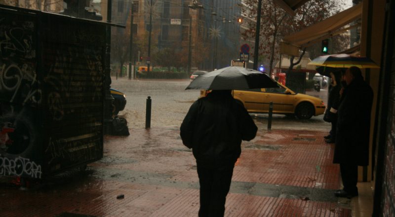 Σοβαρά προβλήματα από τις καταιγίδες στην Αττική