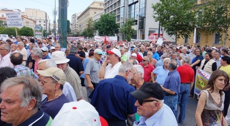 Ξεκινά η παρακράτηση φόρου για συνταξιούχους με δύο συντάξεις