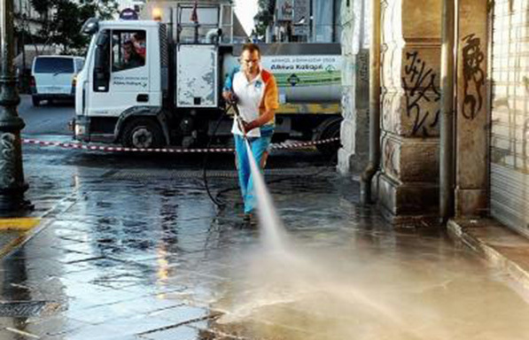 Δ. Αθηναίων: Εβδομάδα πλυσίματος πεζοδρομίων, πεζόδρομων και πλατειών