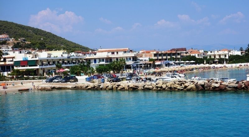 Οι μισοί Έλληνες δεν μπορούν να κάνουν διακοπές ούτε για μία εβδομάδα