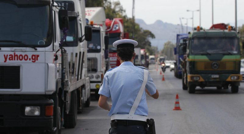 Απαγόρευση φορτοεκφορτώσεων στην Αθήνα από τις 9 το πρωί έως τις 9 το βράδυ ζητάει το δημοτικό συμβούλιο