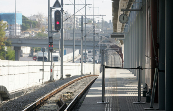 Κανονικά την Πέμπτη Προαστιακός και τρένα-Ανεστάλη η στάση εργασίας