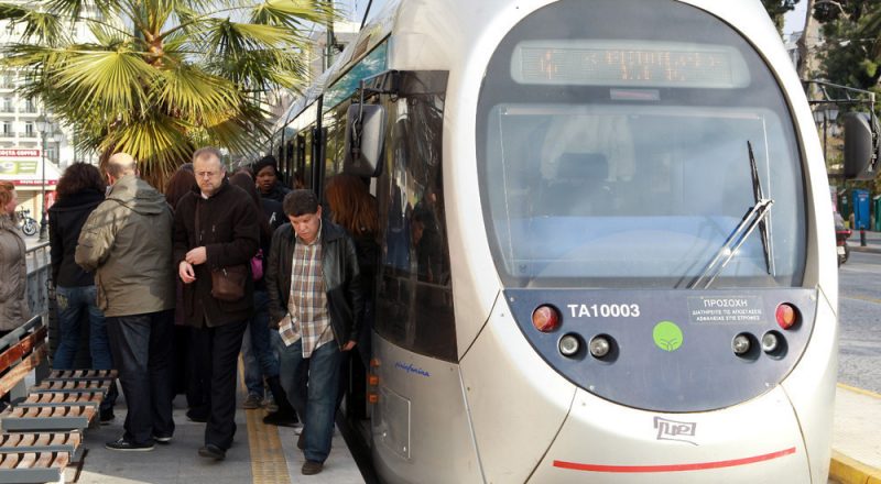 Κανονικά το τραμ, χωρίς μετρό και ηλεκτρικό την Κυριακή