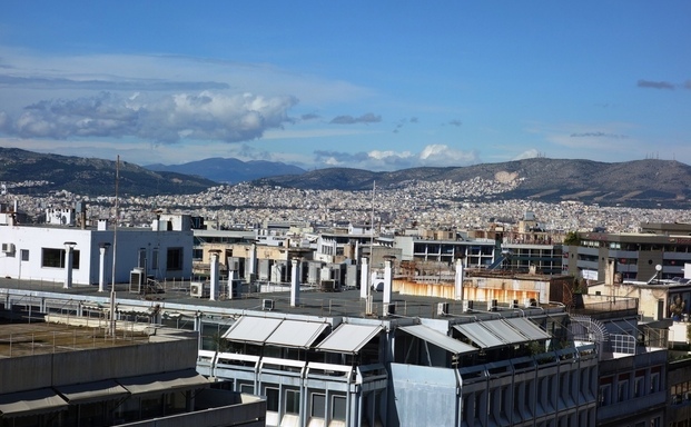 Στη Βουλή η μείωση του ΕΝΦΙΑ