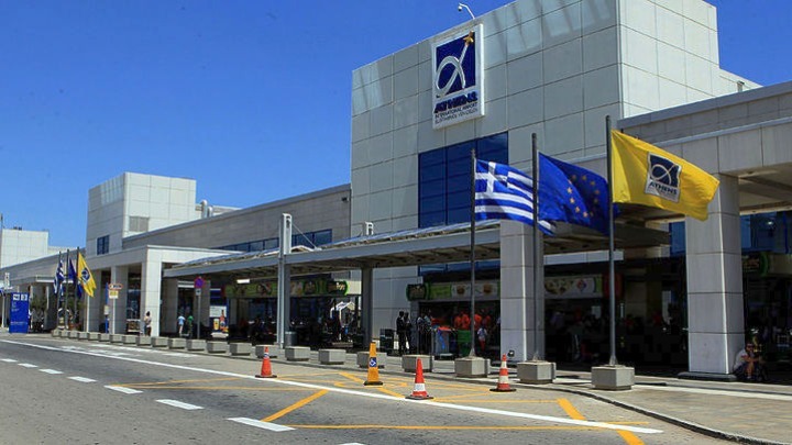 Διεθνής Αερολιμένας Αθηνών: “Βουτιά” 68,4% στην επιβατική κίνηση το 2020 λόγω Covid -19