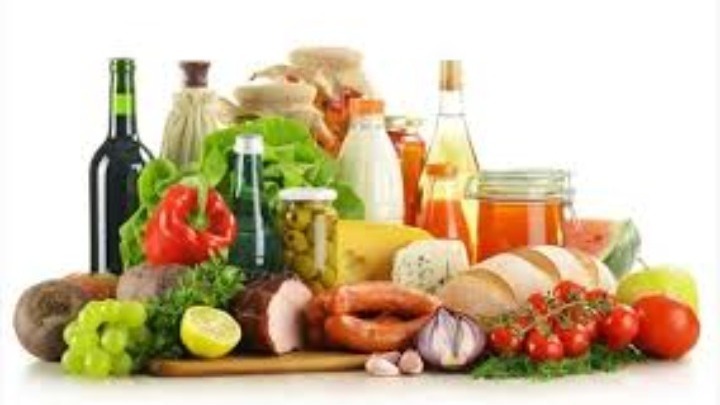 Έρευνα: Οι καταναλωτές μειώνουν τις δαπάνες και αλλάζουν διατροφικές συνήθειες