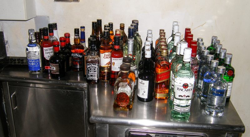 ΣΔΟΕ: Εξαρθρώθηκε κύκλωμα που εμπορεύονταν και διακινούσε λαθραία-νοθευμένα αλκοολούχα ποτά, στην περιοχή της Αττικής