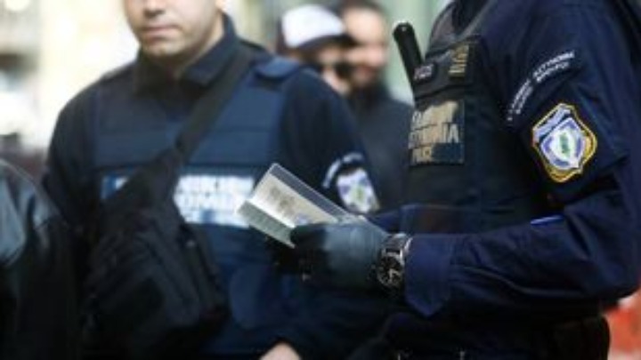 Έλεγχοι της Διεύθυνσης Οικονομικής Αστυνομίας σε Ναύπλιο, Βραχάτι, Λουτράκι και Χαλκιδική – Βεβαιώθηκαν παραβάσεις σε 13 καταστήματα
