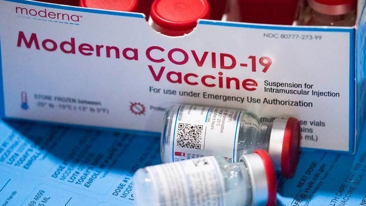Η πανδημία πιθανότατα θα τελειώσει το 2022, αλλά θα χρειάζονται νέοι εμβολιασμοί κάθε χρόνο