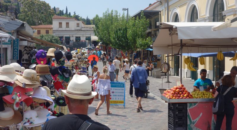 Θετικές οι προοπτικές για τον ελληνικό τουρισμό και το 2024