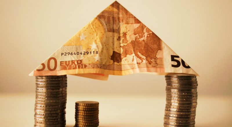 Στο «μικροσκόπιο» της ΑΑΔΕ 2.500 μεταβιβάσεις ακινήτων