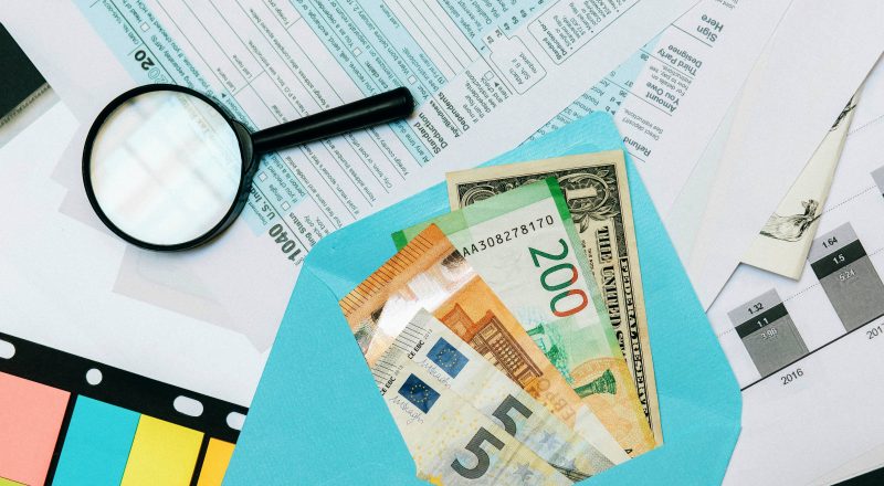Στην παγίδα των τεκμηρίων 1,3 εκατ. φορολογούμενοι – Πόσοι δήλωσαν εισοδήματα πάνω από 900.000 ευρώ