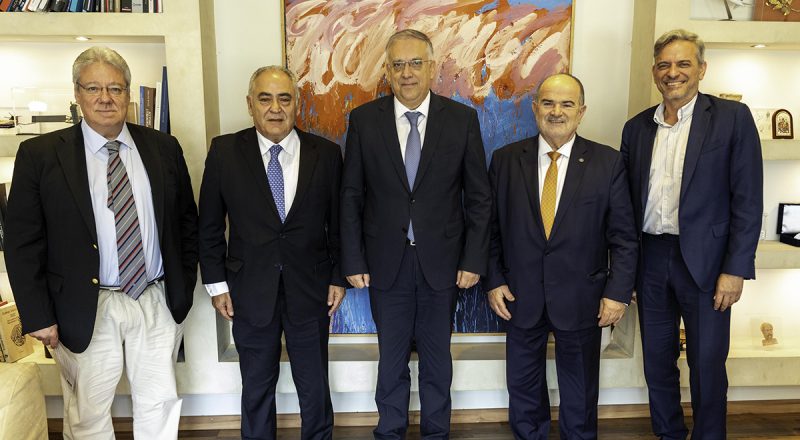 Εποικοδομητική συνάντηση εργασίας του Υπουργού Ανάπτυξης Τάκη Θεοδωρικάκου με αντιπροσωπεία της Διοίκησης του Ε.Ε.Α.